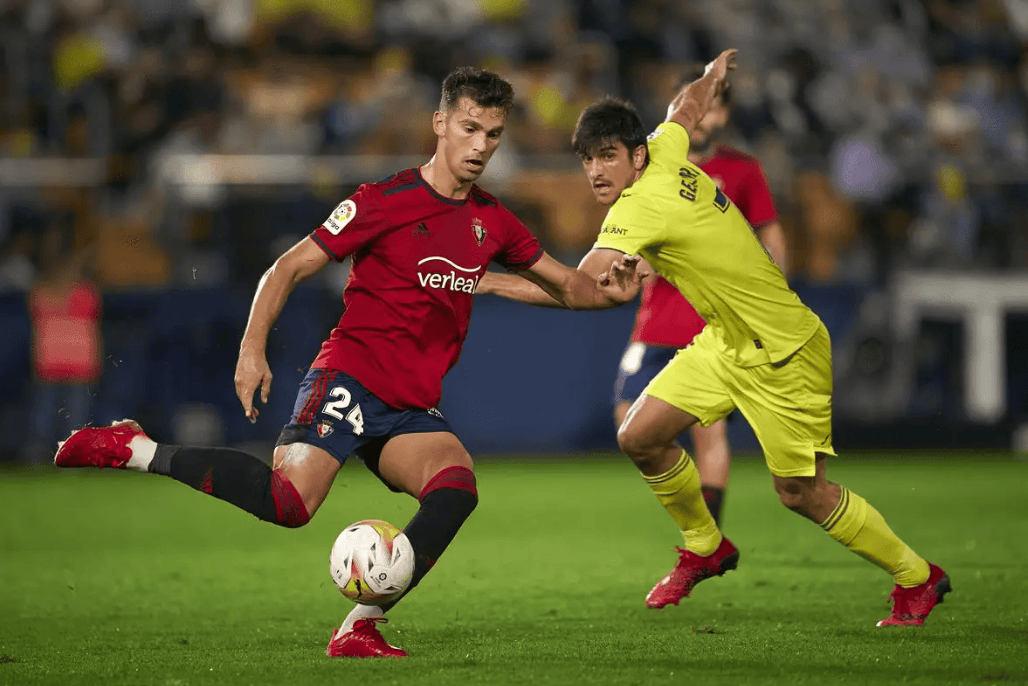 清晨比利亚雷亚尔调整名单以备葡超，豪取连胜环节打磨，赛场秩序良好，训练强度明显提升(西班牙人vs比利亚雷亚尔视频直播)