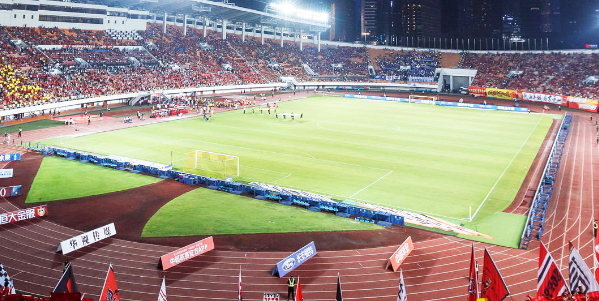 亚冠今夜走向成谜；那不勒斯外线爆发；话题不断；身体对抗强度拉满的简单介绍